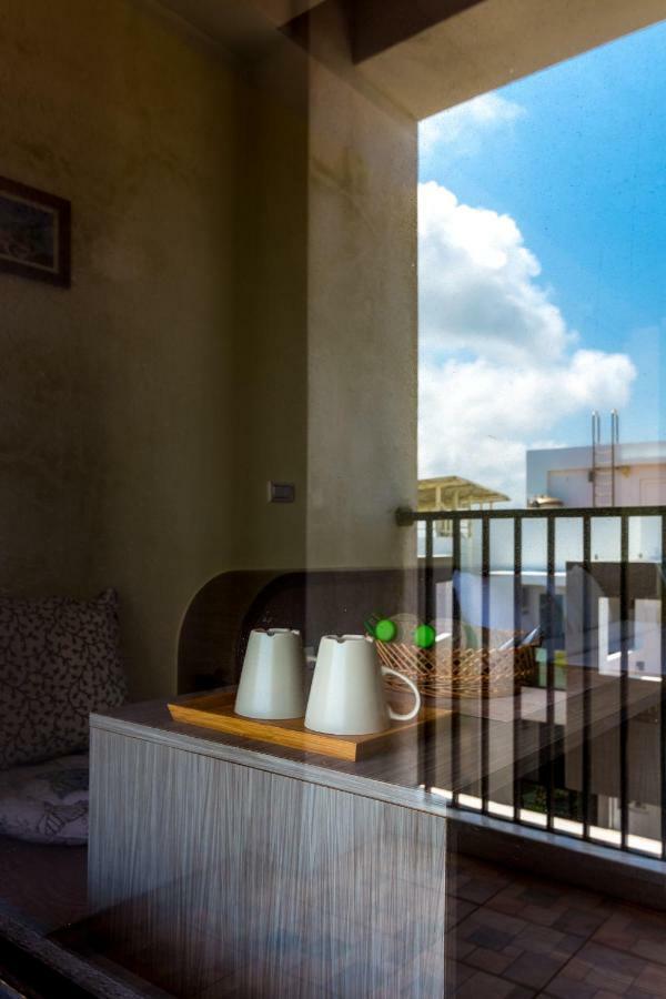 Water Reflection Apartment Манонг Екстериор снимка